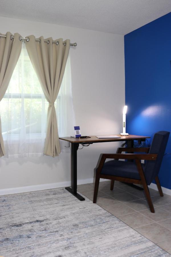 לייקלנד Hidden Sapphire-Apartment With Kitchen And Laundry מראה חיצוני תמונה